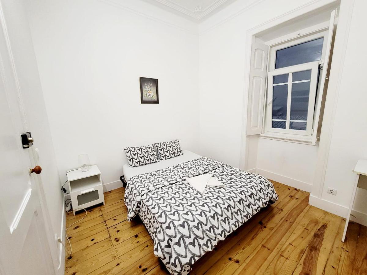 Lisbon Gambori Hostel Buitenkant foto