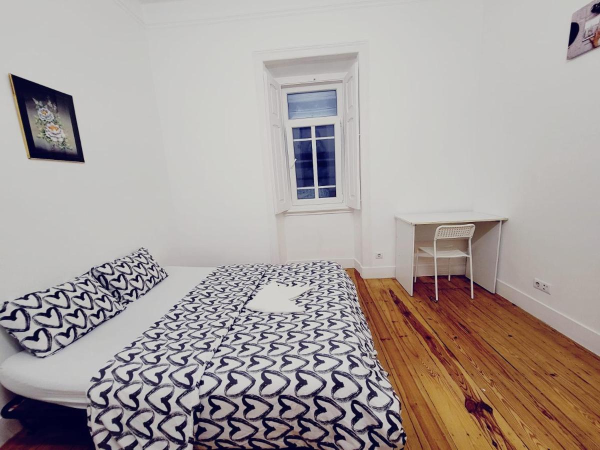 Lisbon Gambori Hostel Buitenkant foto