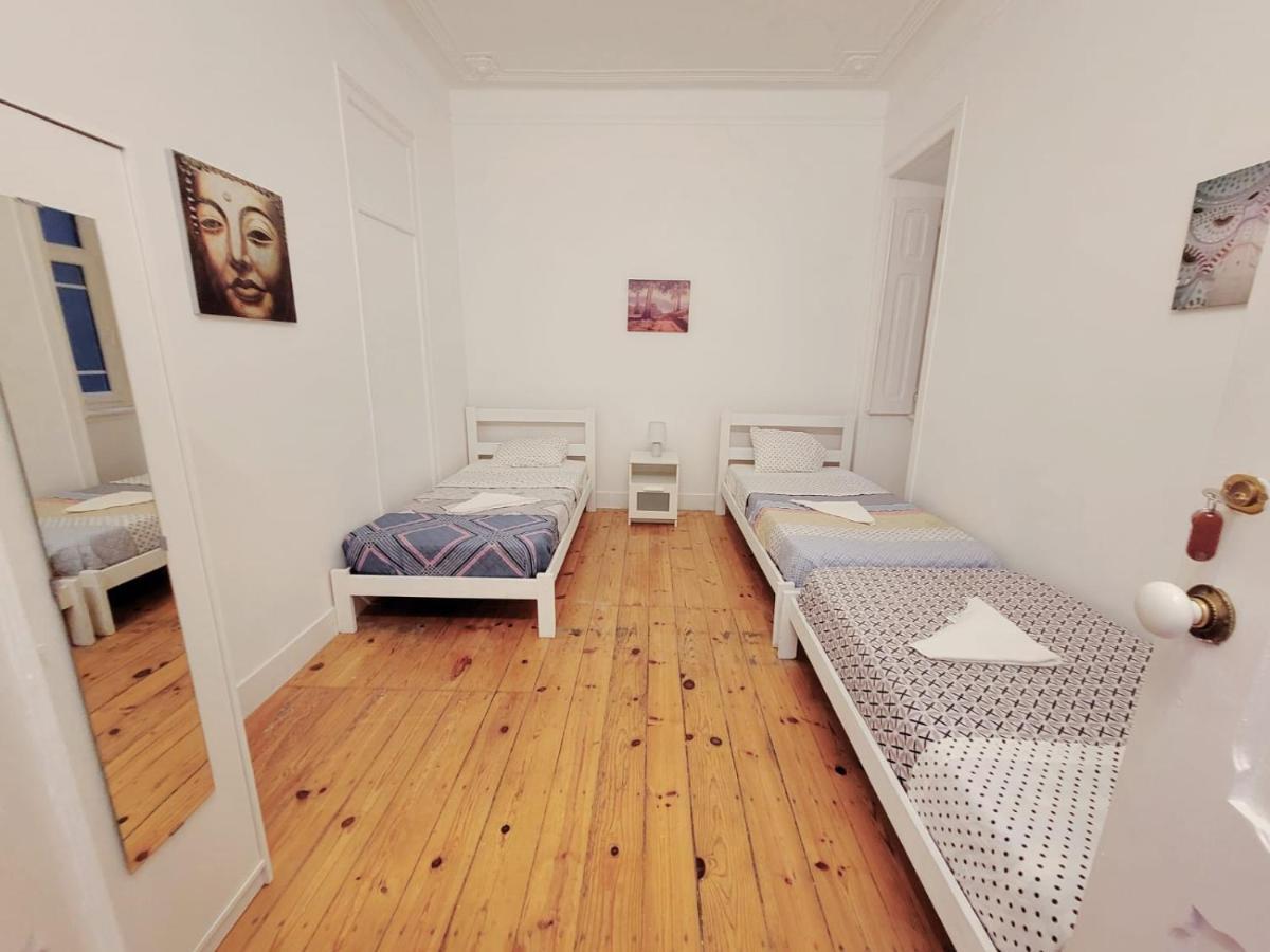 Lisbon Gambori Hostel Buitenkant foto